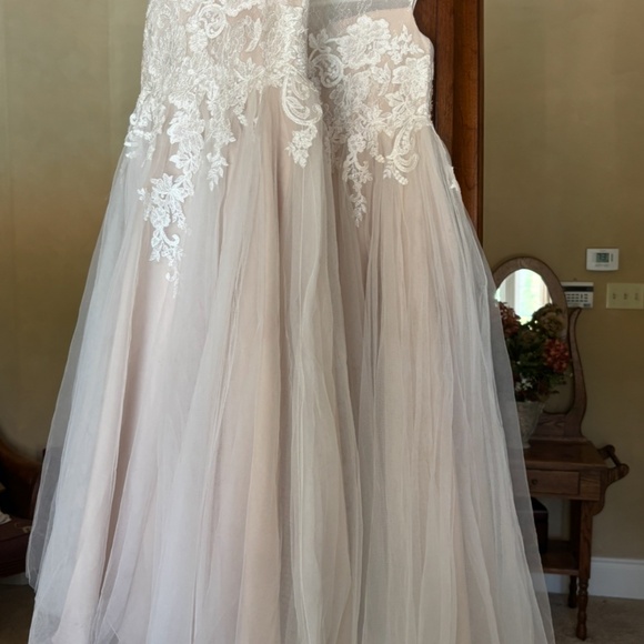 2 flower girl dresses: price is PER dress - Picture 3 of 3